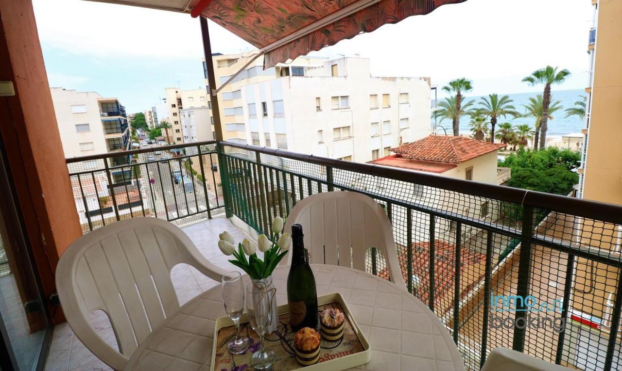 Neptuno Con Vistas Al Mar Apartment Салоу Екстериор снимка