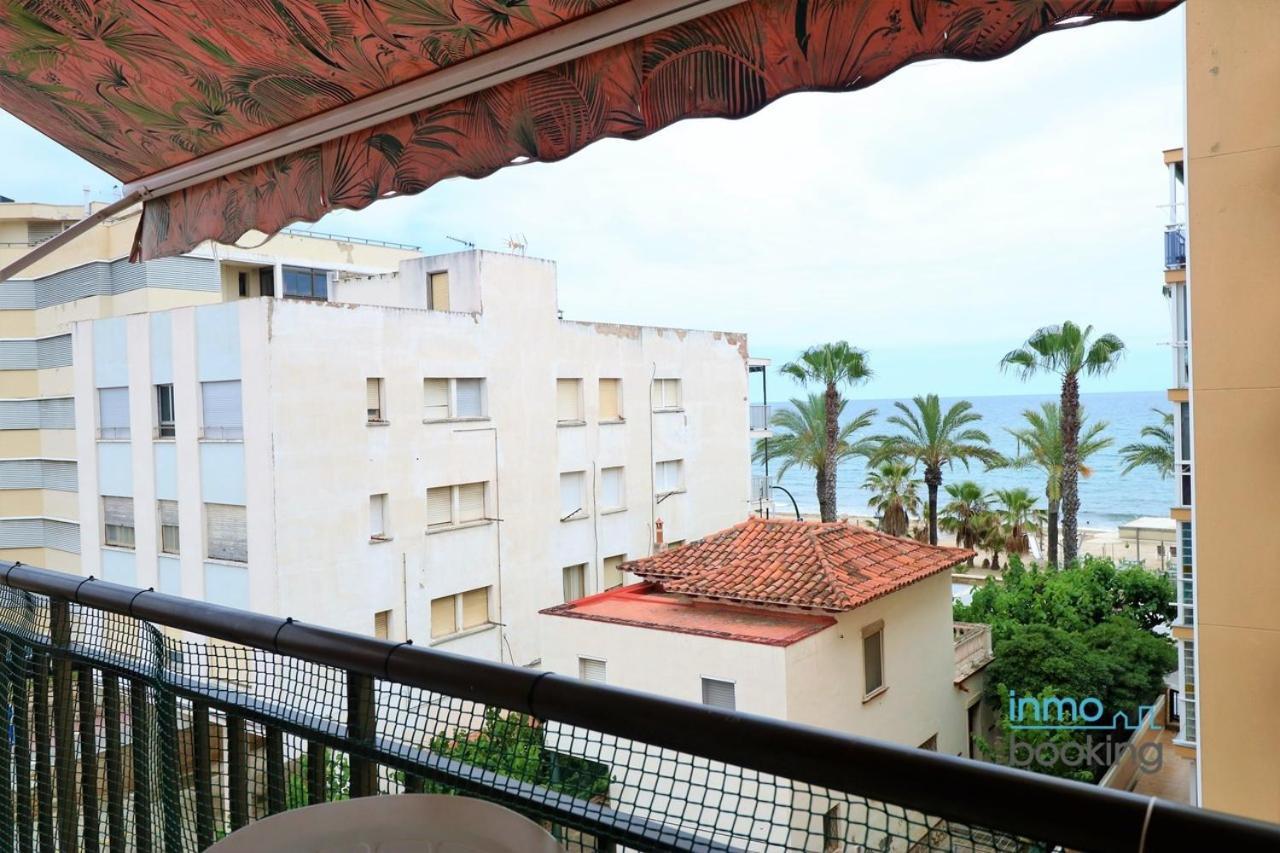 Neptuno Con Vistas Al Mar Apartment Салоу Екстериор снимка