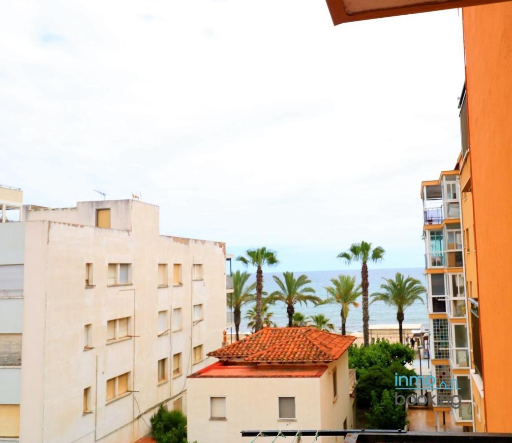 Neptuno Con Vistas Al Mar Apartment Салоу Екстериор снимка